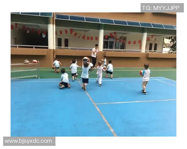 刚学篮球的我如何克服困难提升技巧与自信心的成长之路